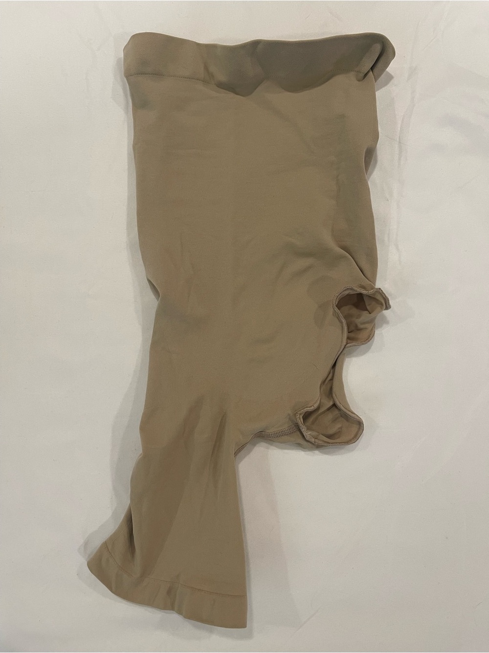 SKIMS Stretch undergarment for split dress in Taupe Beige